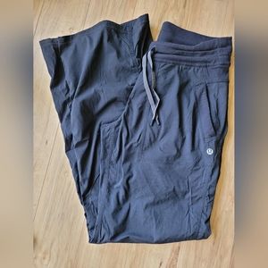 Lululemon studio pant
